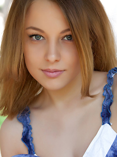 VIP Babe Nikia A