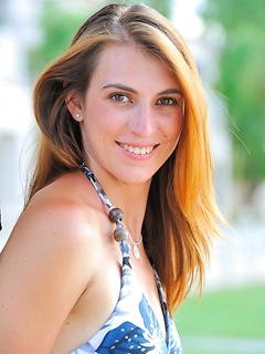 VIP Babe Thena